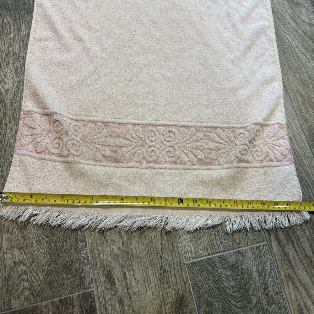 Vintage Cannon Monticello Bath Towel Sculpted Fringe Peach Pink USA 21 x 41